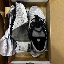 Серо-белые шлепки - фото 6