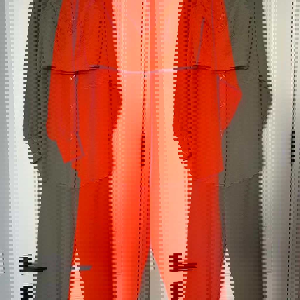 Костюм тройка оранжевого цвета