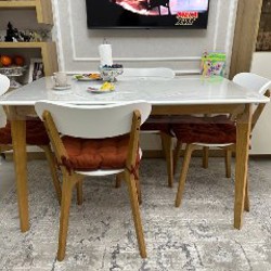 Стол с 4 стульями - фото 1