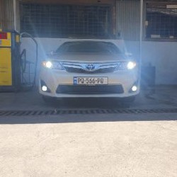 Toyota Camry XLE - фото 2