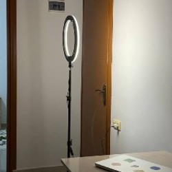 LED кольцевая лампа - фото 1