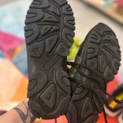 Кроссовки - фото 8