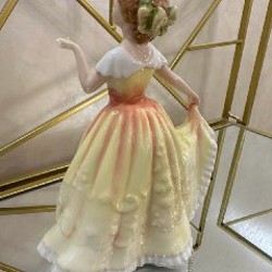 Коллекционная фарфоровая статуэтка “Deborah” - фото 2