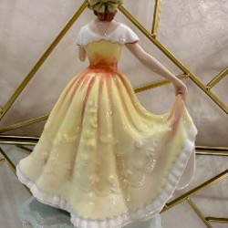 Коллекционная фарфоровая статуэтка “Deborah” - фото 3