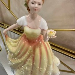 Коллекционная фарфоровая статуэтка “Deborah” - фото 4