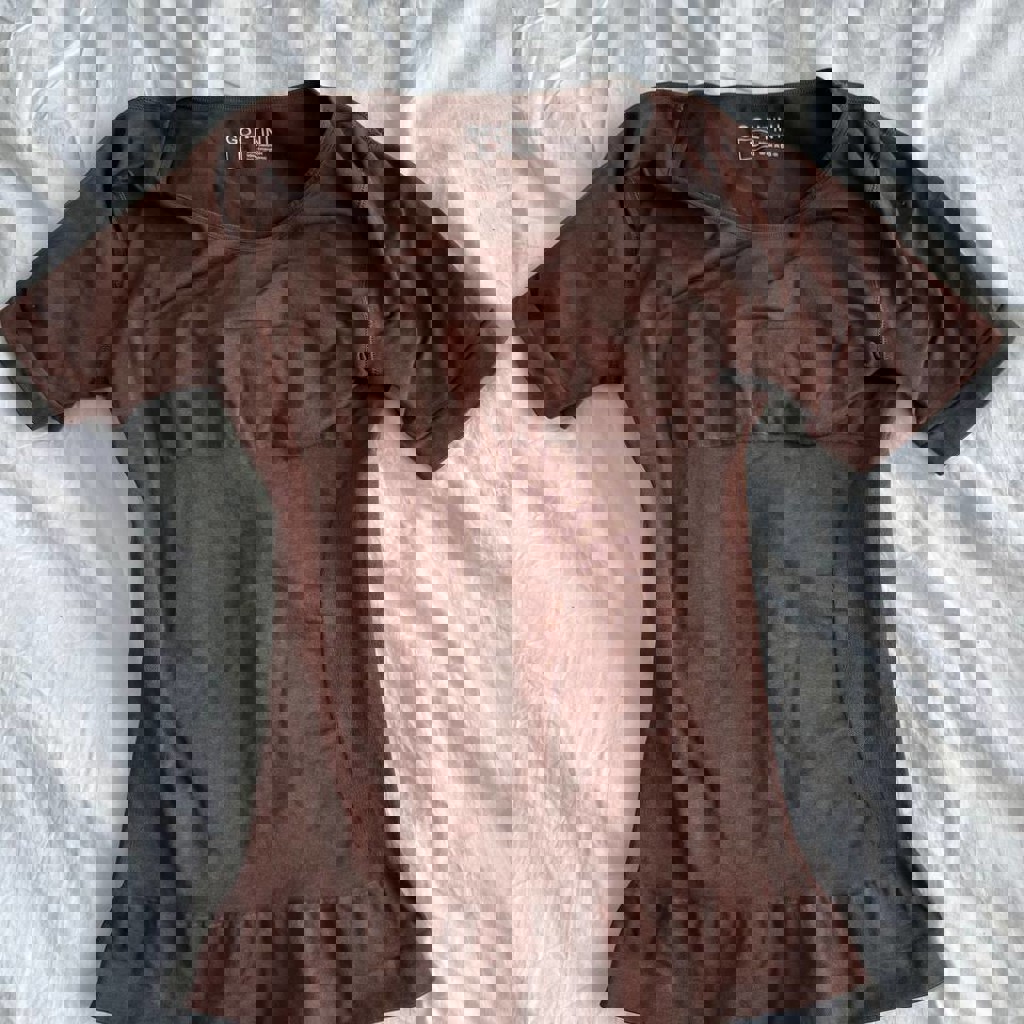 Утягивающая футболка