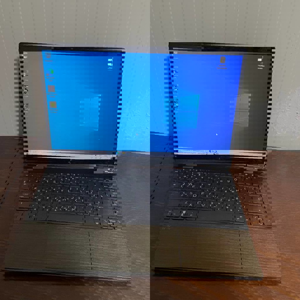 HP Envy x360 13 Wood Edition