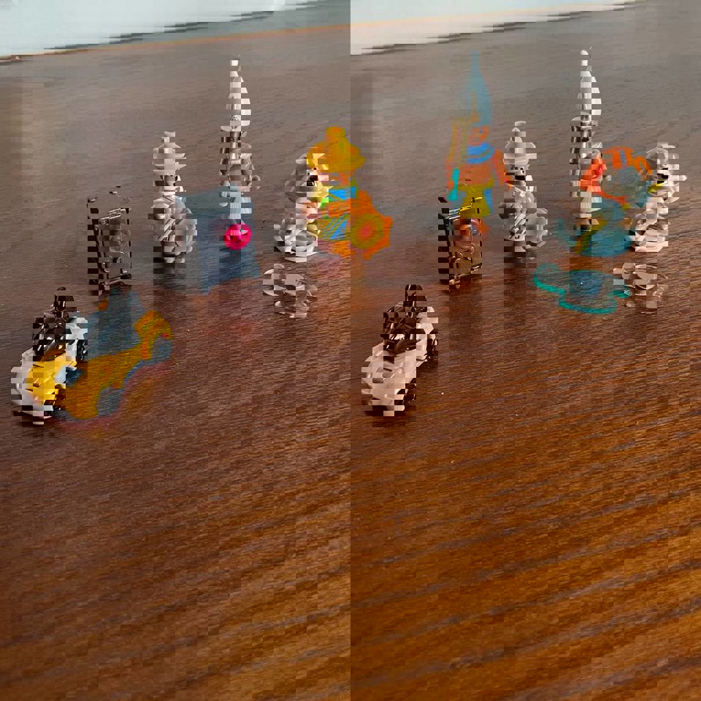 Киндеры 90х и 2000х годов