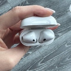 Наушники в сером кейсе - фото 9