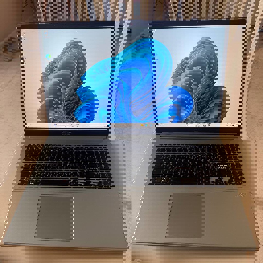 Ноутбук ASUS Vivobook Go 15 E1504FA