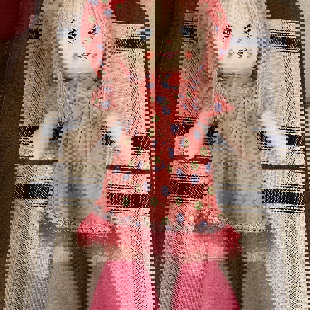 Мягкая кукла