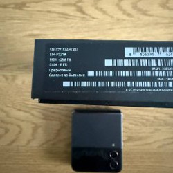 Samsung Galaxy Z Flip 4 - фото 4