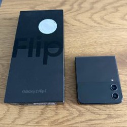 Samsung Galaxy Z Flip 4 - фото 5