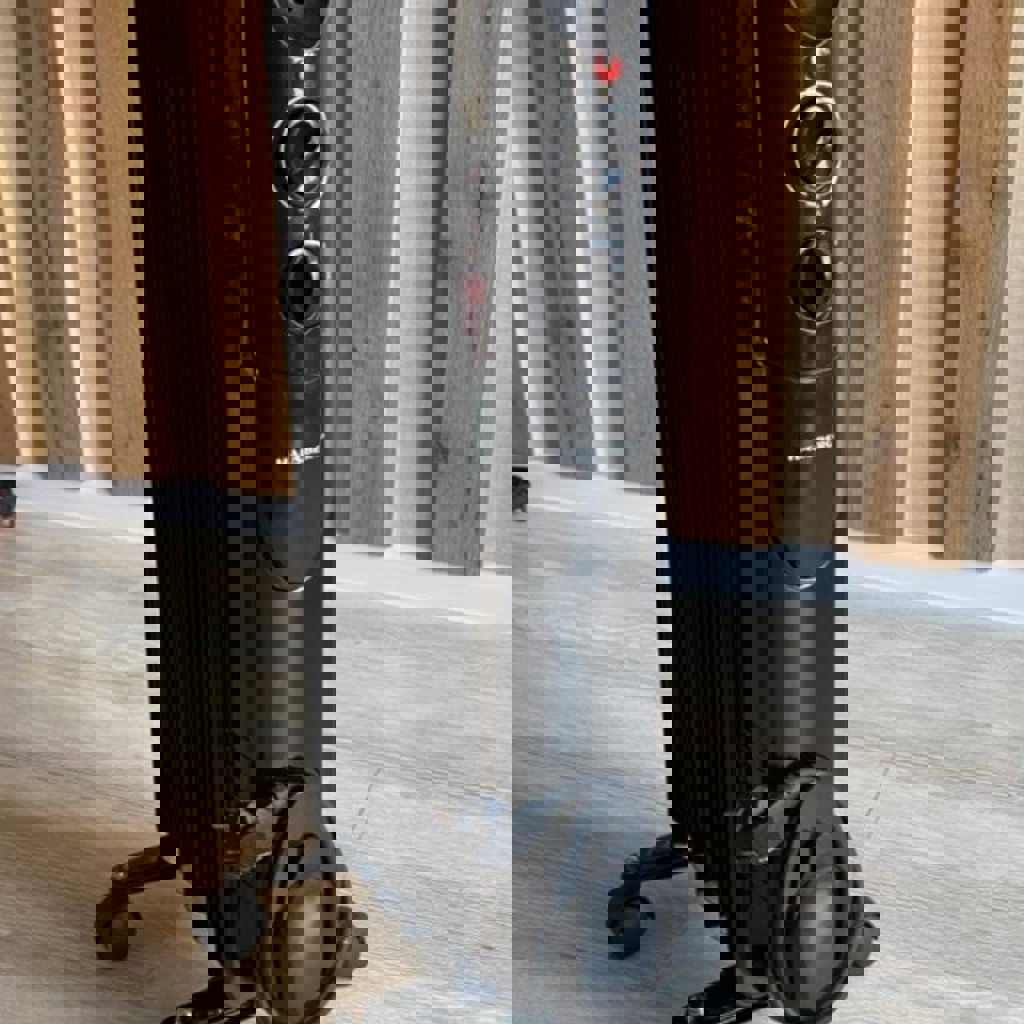 Масляный обогреватель Hausberg