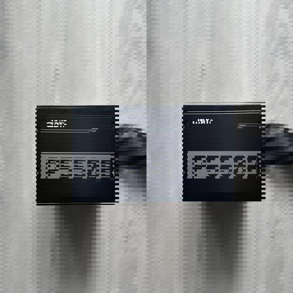 Блок питания GIGABYTE GP-P550B