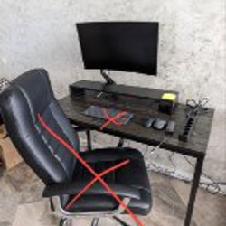 Стол с подставкой - фото 1