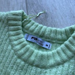 Зеленый свитер - фото 3