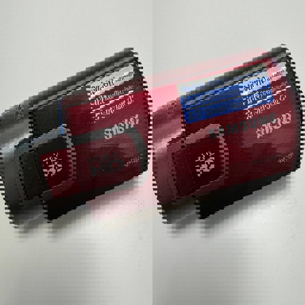 Камера Samsung HMX-Q20