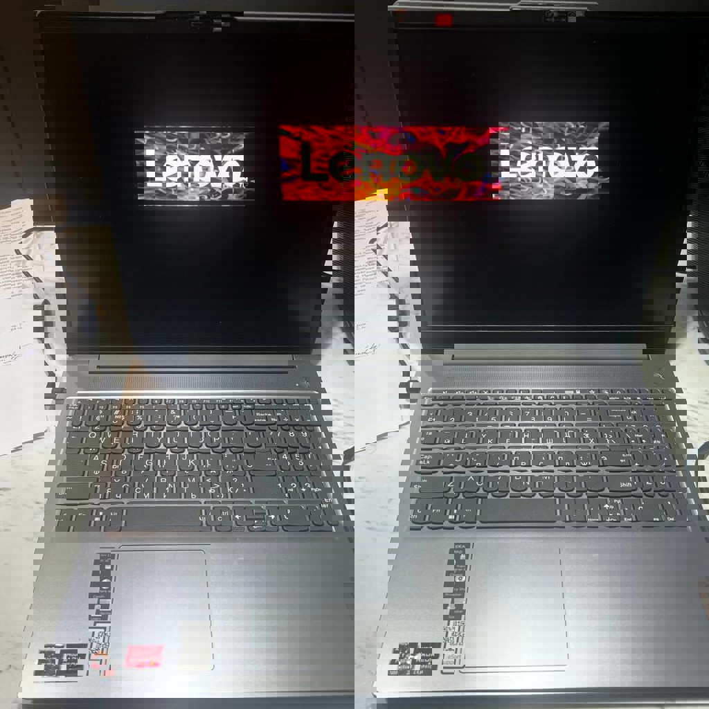 Lenovo IdeaPad Slim 3