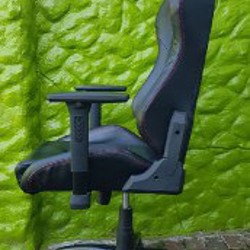 Игровое кресло A4Tech Bloody GC 350 - фото 2