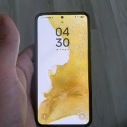 Samsung Galaxy S22 - фото 3