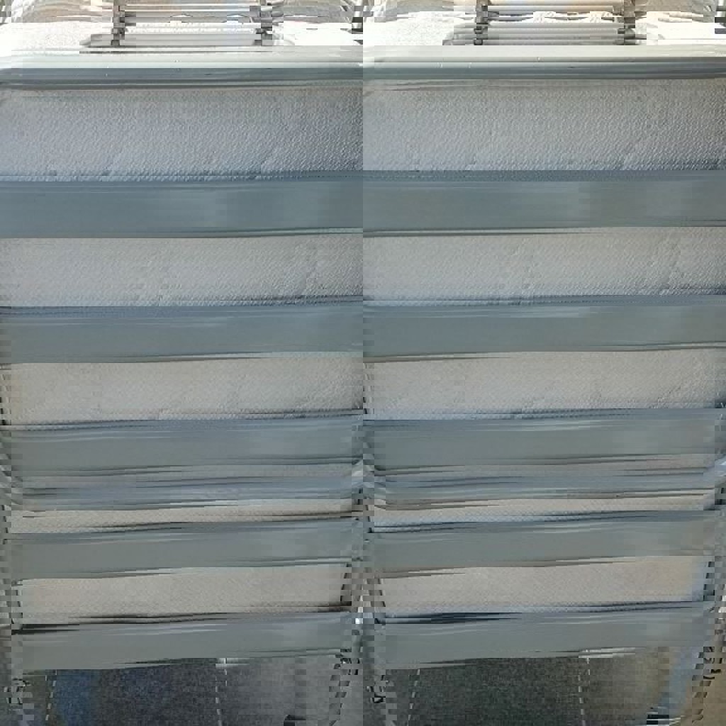 Складная кровать с матрасом