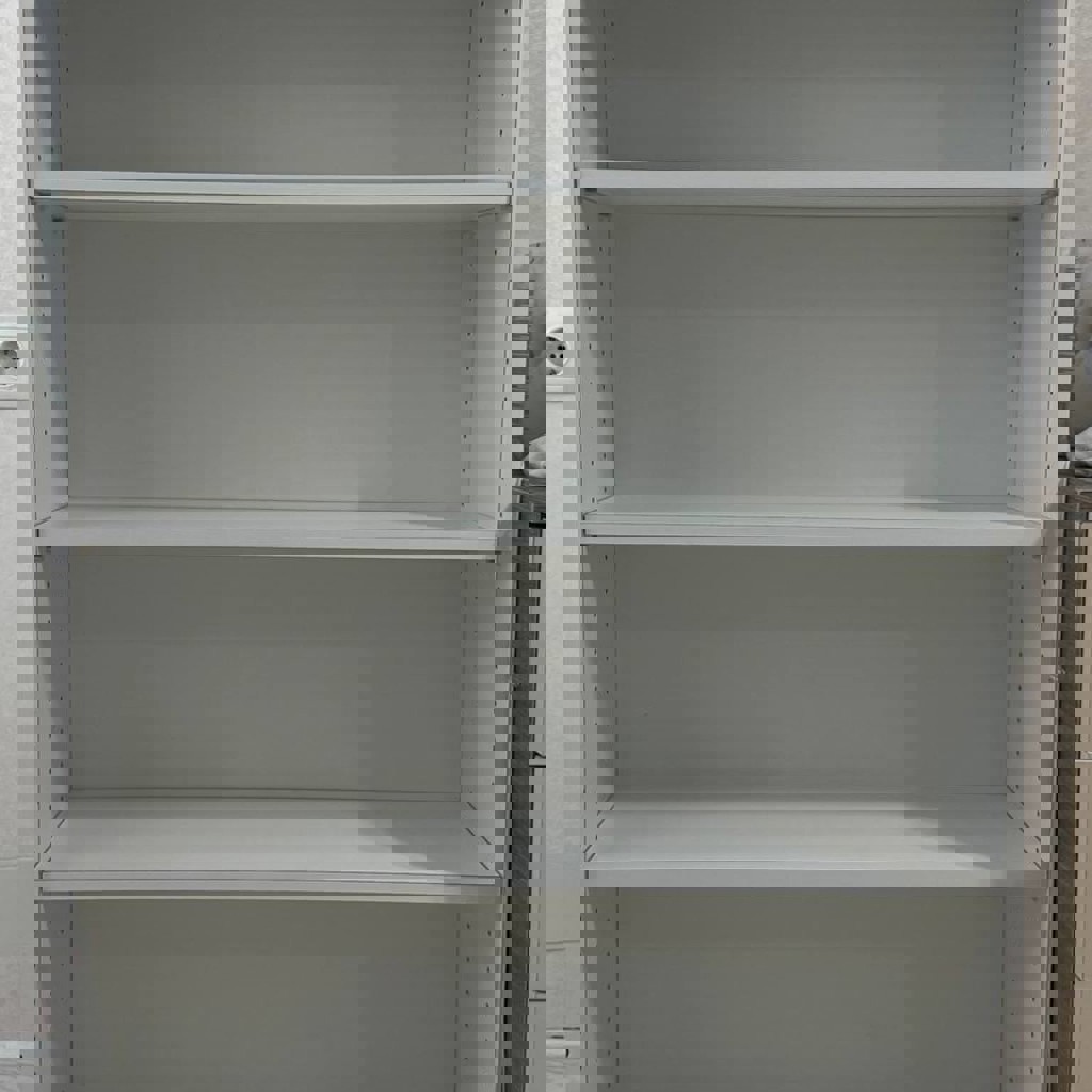 Шкаф-полка с жалюзи