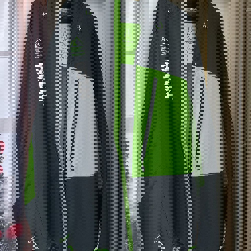 Сноубордическая куртка Bataleon MISTY FLIP