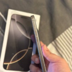 IPhone 16 Pro Max - фото 3