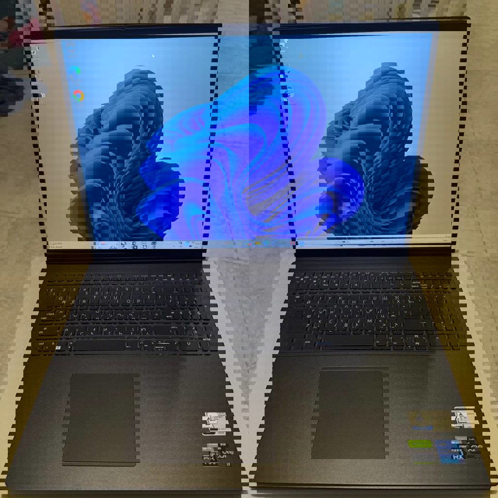 Ноутбук Dell Vostro P117F