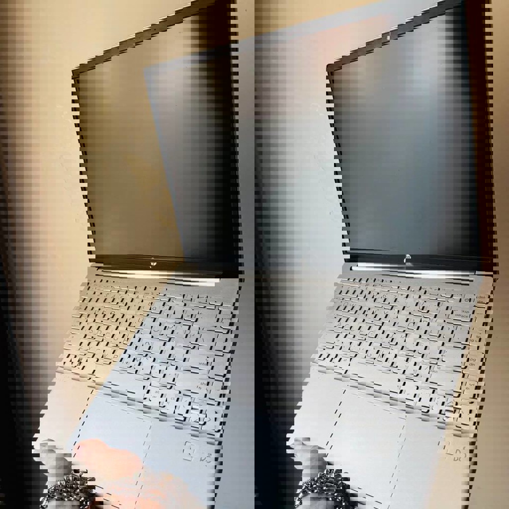 HP Pavilion Aero Laptop