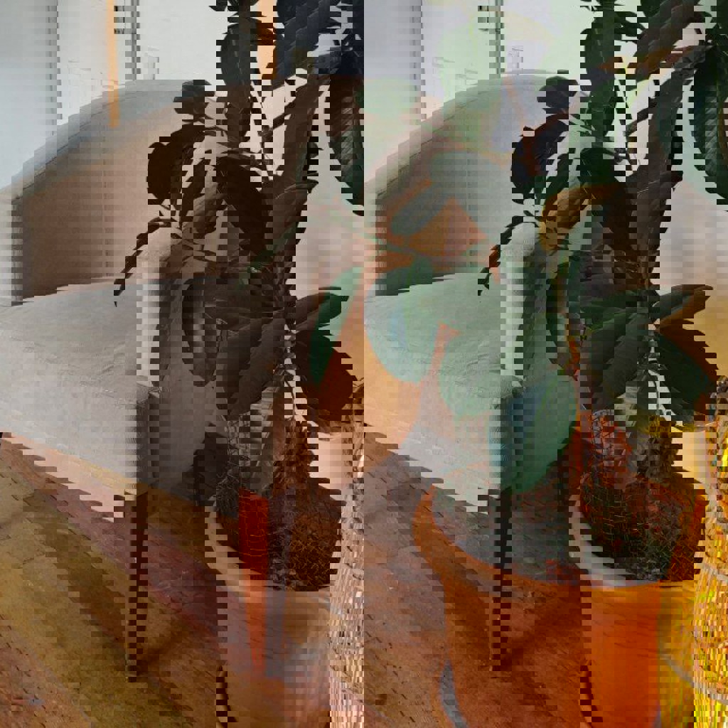 Мягкое кресло