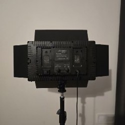 Видеосвет е900 - фото 1