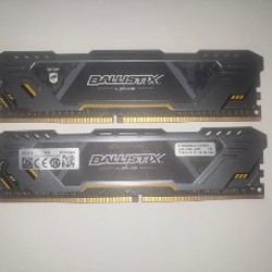 Кроссовки чёрные 46 размера - фото 1