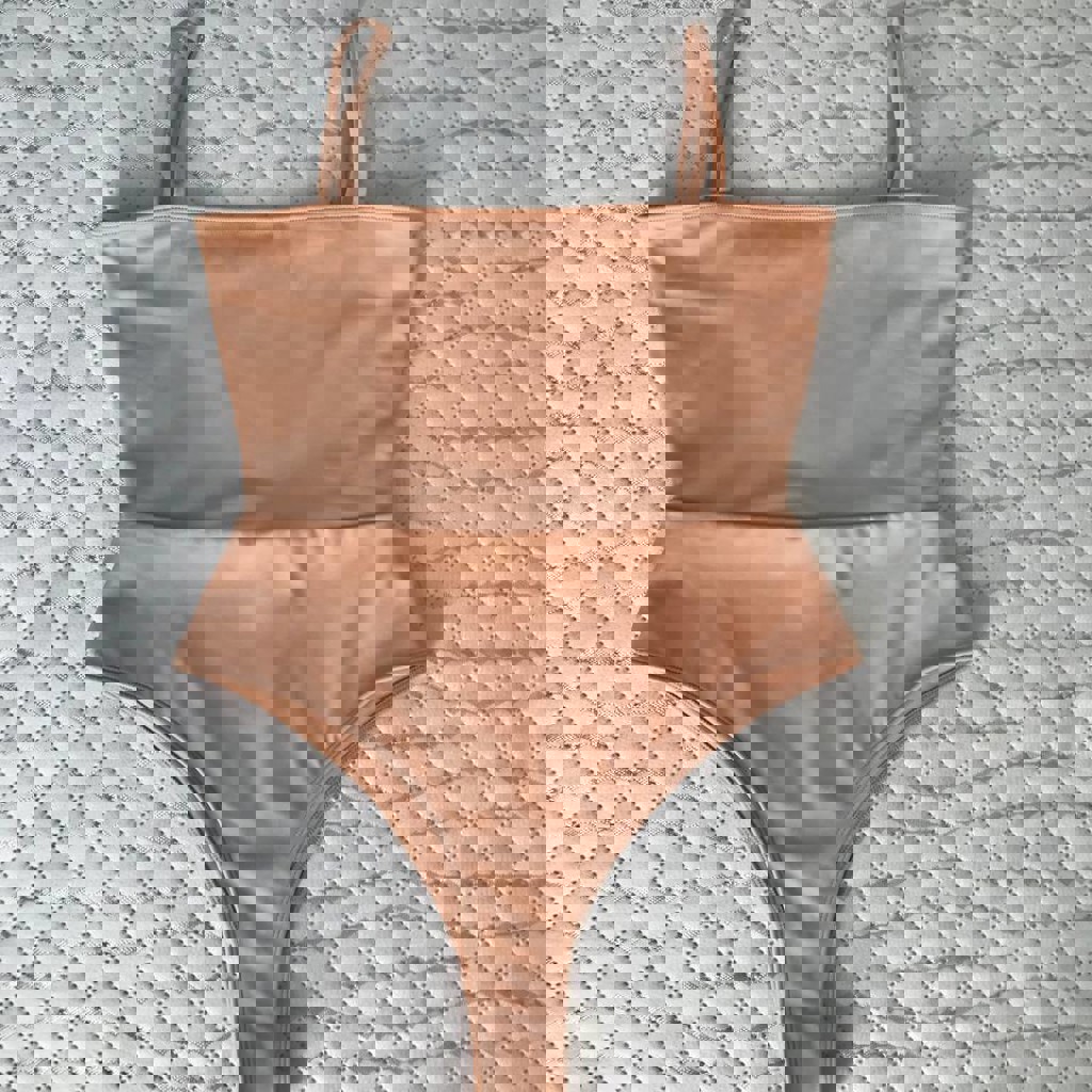 Слитный купальник Mariam