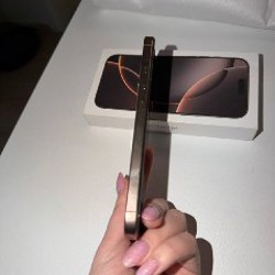 IPhone 16 Pro Max - фото 2