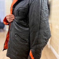 Утепленная кожаная куртка - фото 6