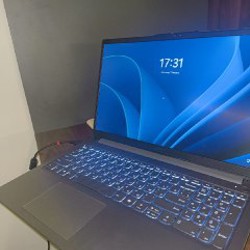 Ноутбук Lenovo LOQ 15 - фото 1