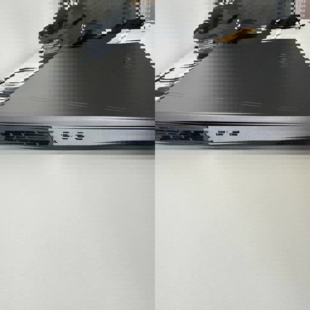 Игровой ноутбук LENOVO LEGION