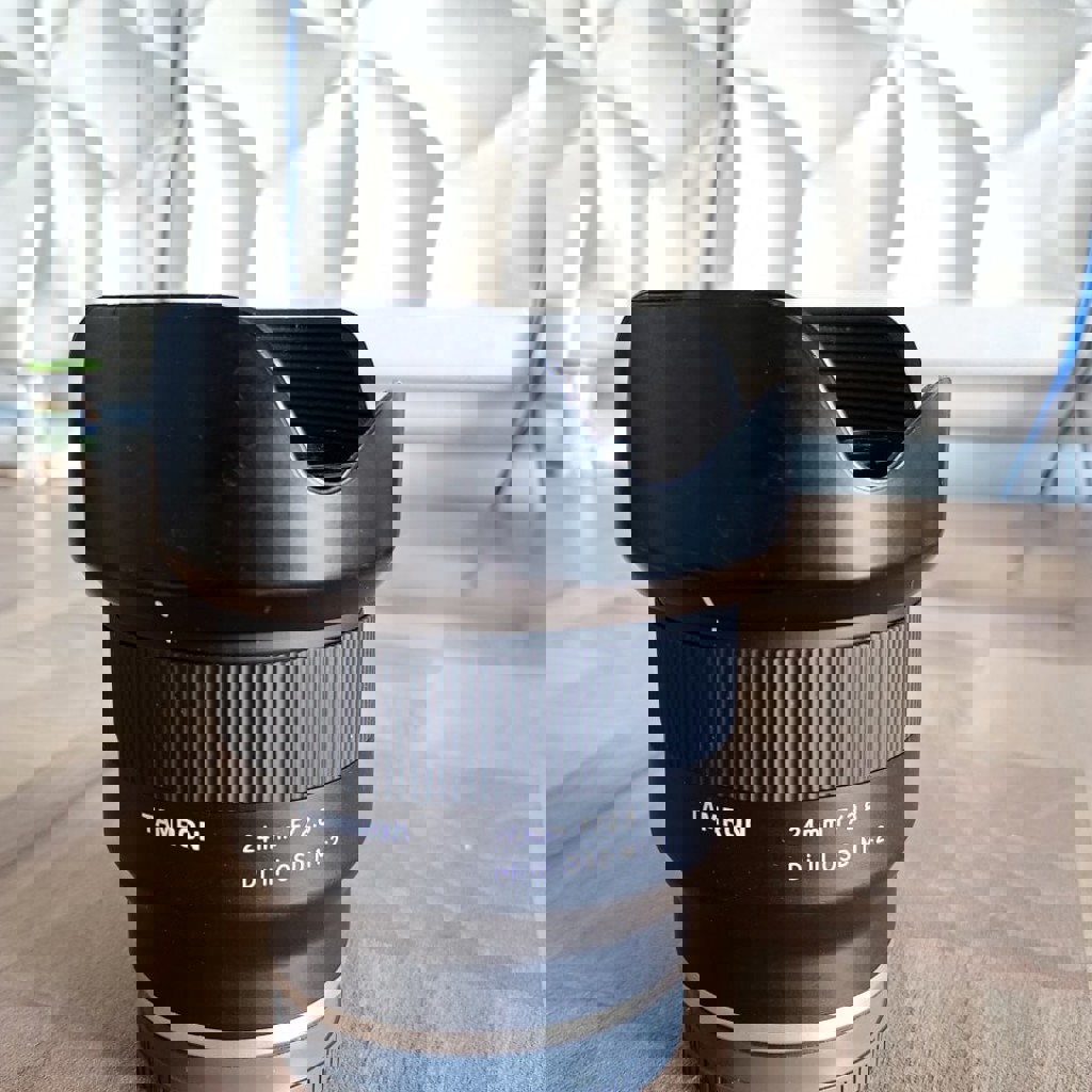 Объектив Tamron 24mm f2.8 di III