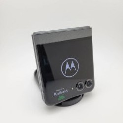 Motorola RAZR 2024 5G - фото 4