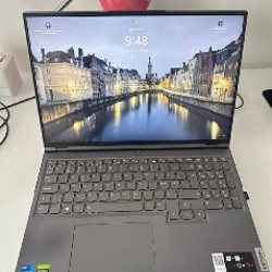 Игровой ноутбук LENOVO LEGION - фото 2