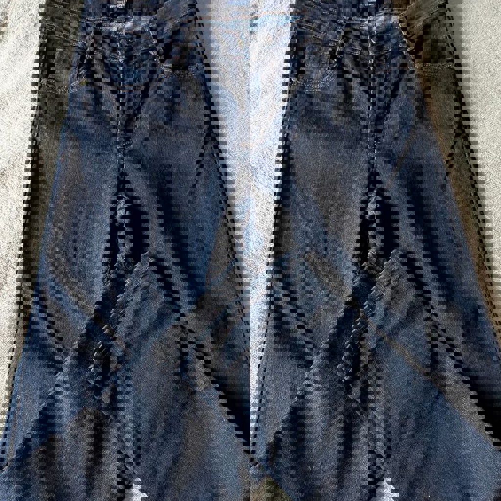 Джинсы прямого кроя черные