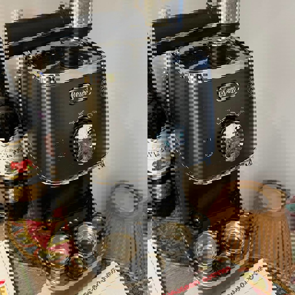 Кофемашина Delonghi