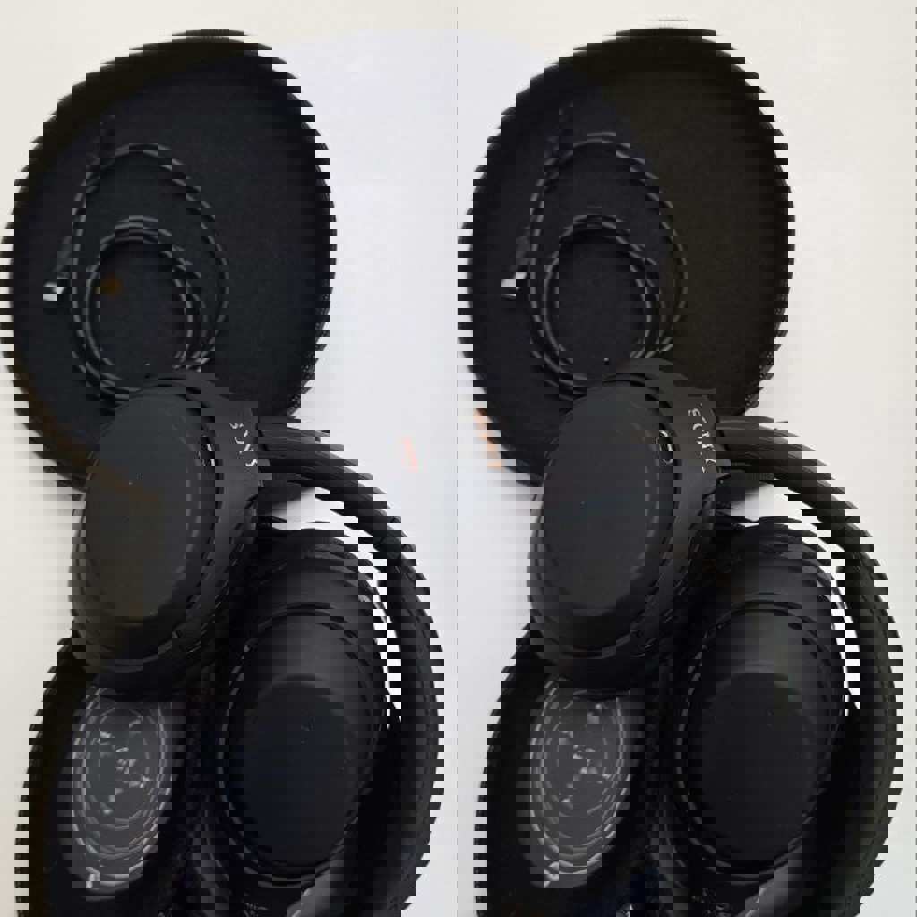 Наушники Sony WH1000XM4