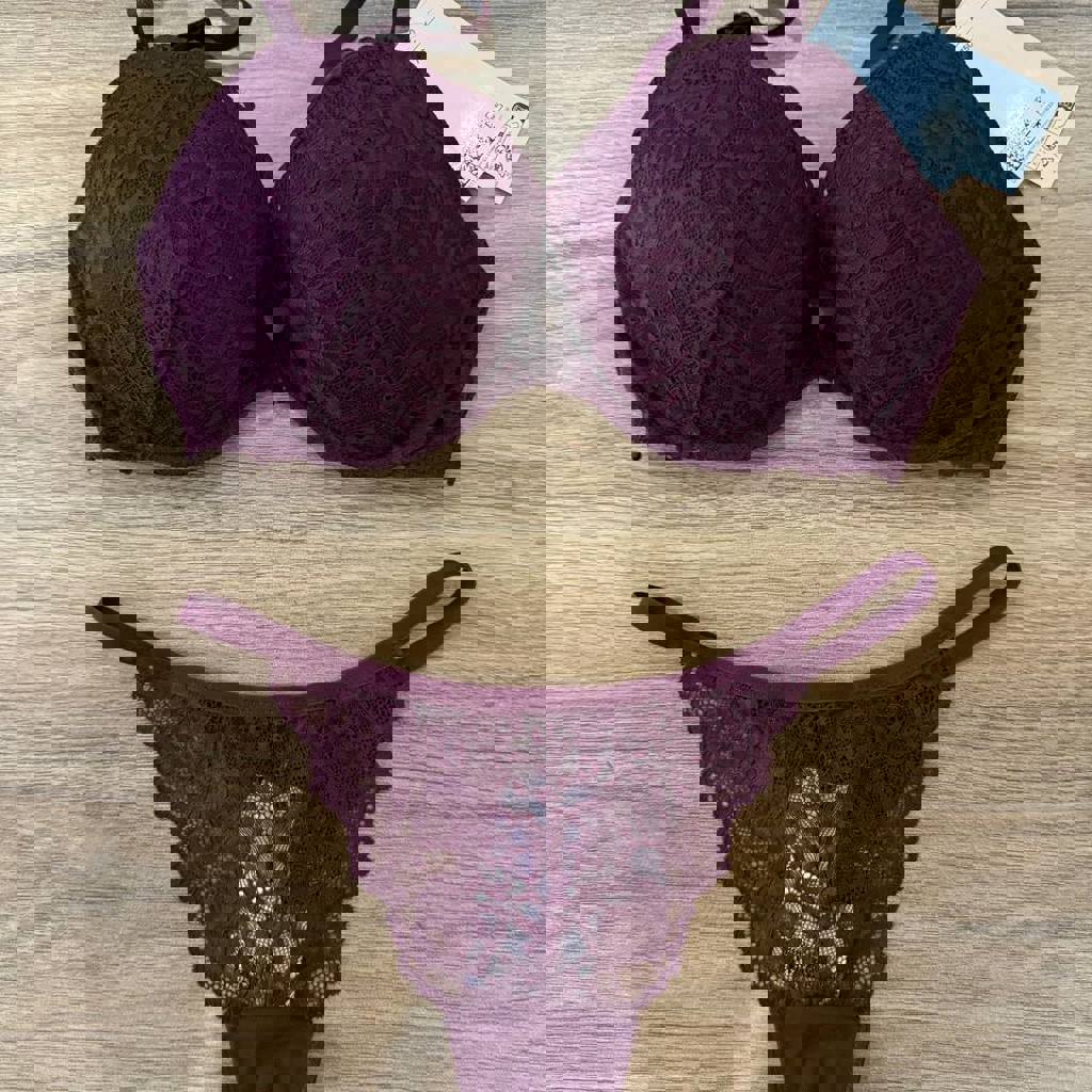 Комплект бюстгальтер и трусы H&M