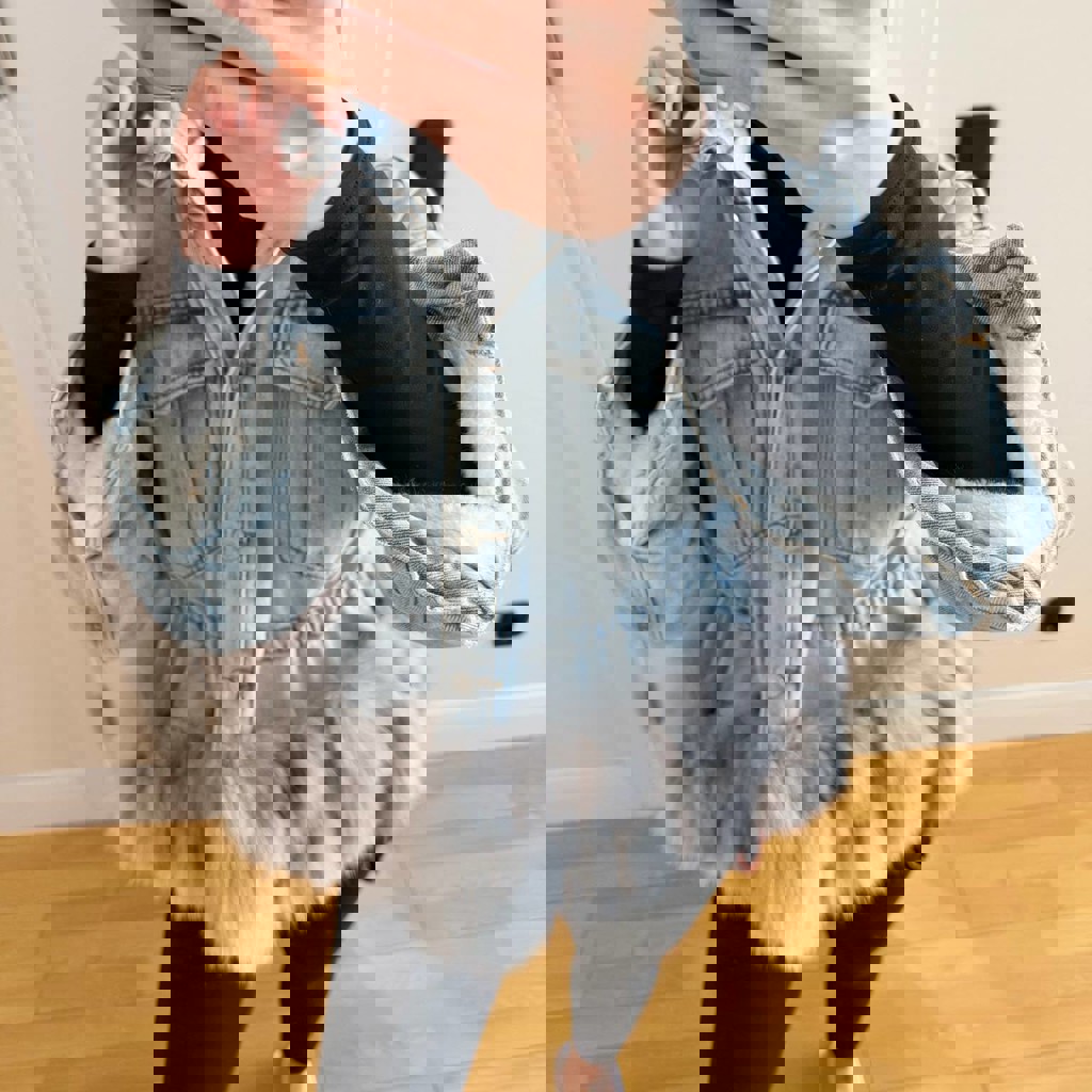 Джинсовая куртка с мехом