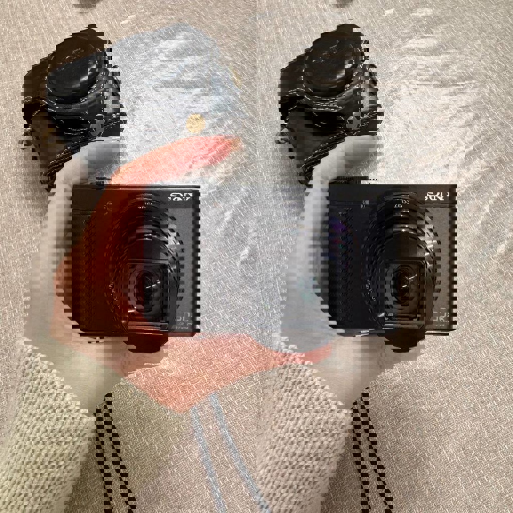 Sony Cyber-shot DSC-HX90V