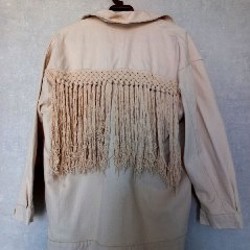 Куртка с бахрамой - фото 7