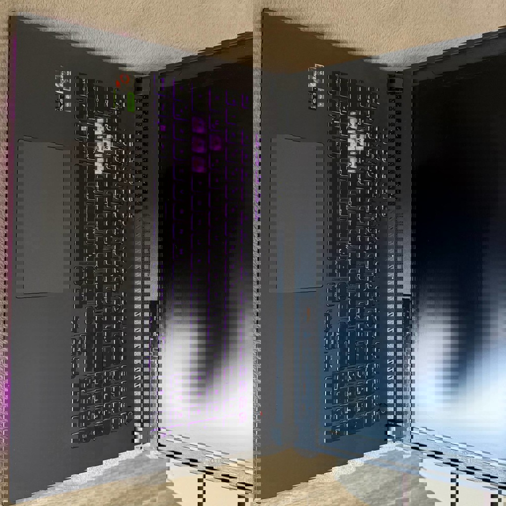 Ноутбук ASUS ROG STRIX G17